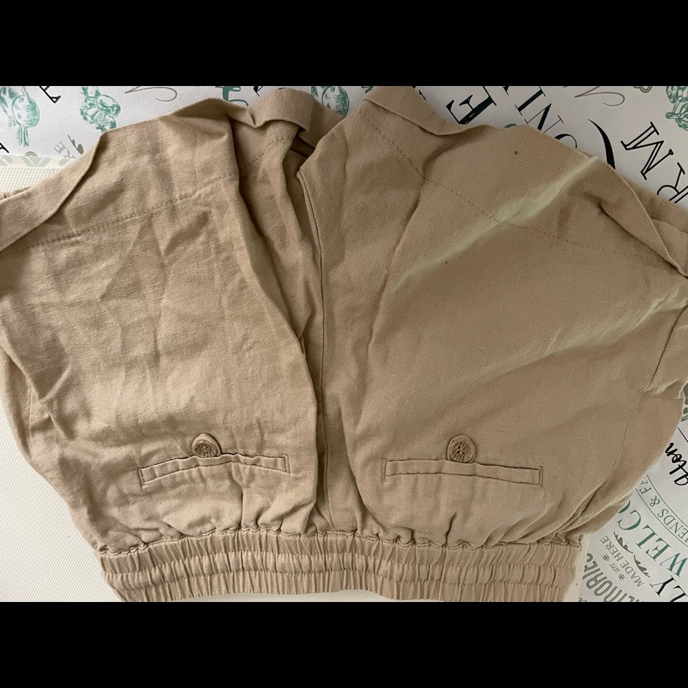 Khaki shorts